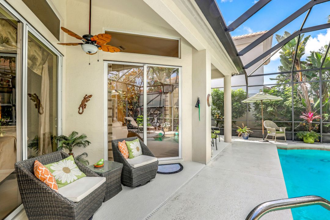 3640 Sawgrass Ct, Bonita Springs, FL 34134