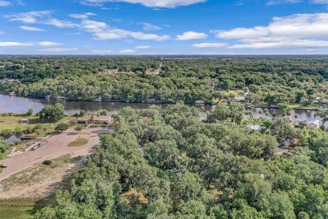 11110 Casa Loma Dr, Riverview, FL 33569