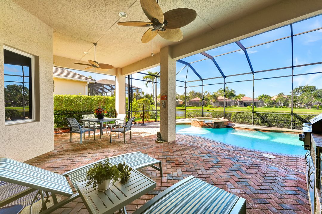 6000 Hammock Isles Cir, Naples, FL 34119