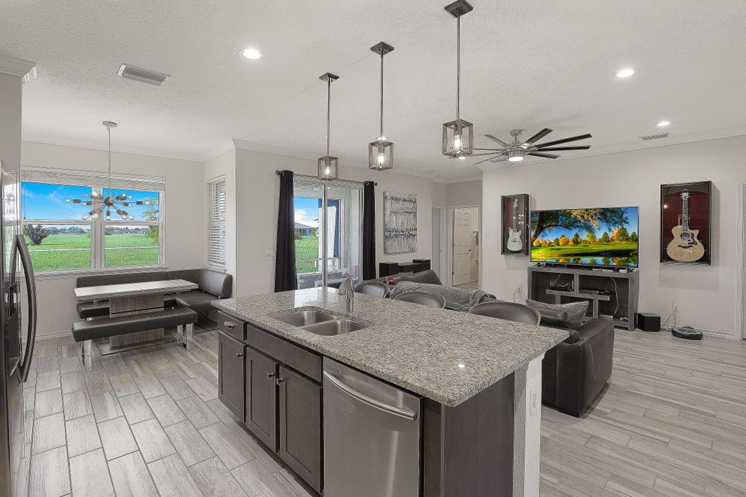 3328 NW 9th Terrace, Cape Coral, FL 33993