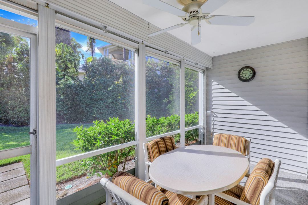 122 Quail Forest Blvd #11, Naples, FL 34105