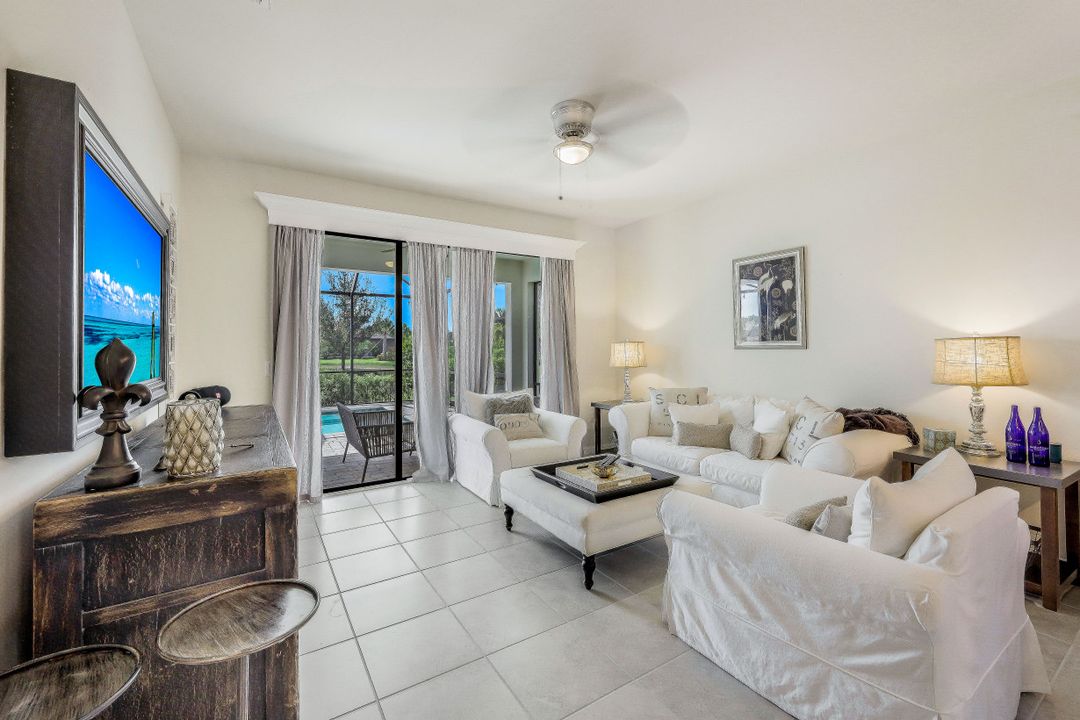 12010 Westmoreland Way, Fort Myers, FL 33913