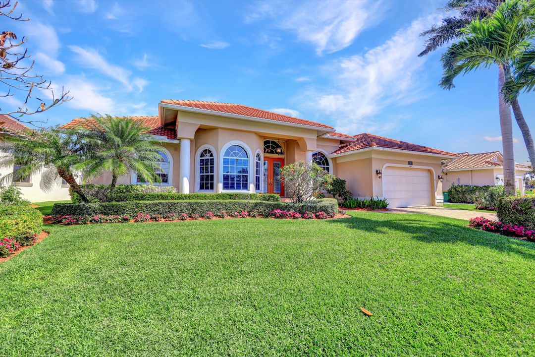 469 Persian Ct, Marco Island, FL 34145