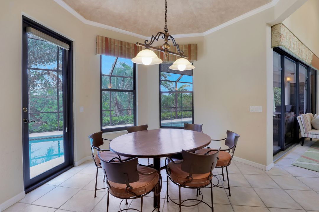 426 Spinnaker Dr, Marco Island, FL 34145