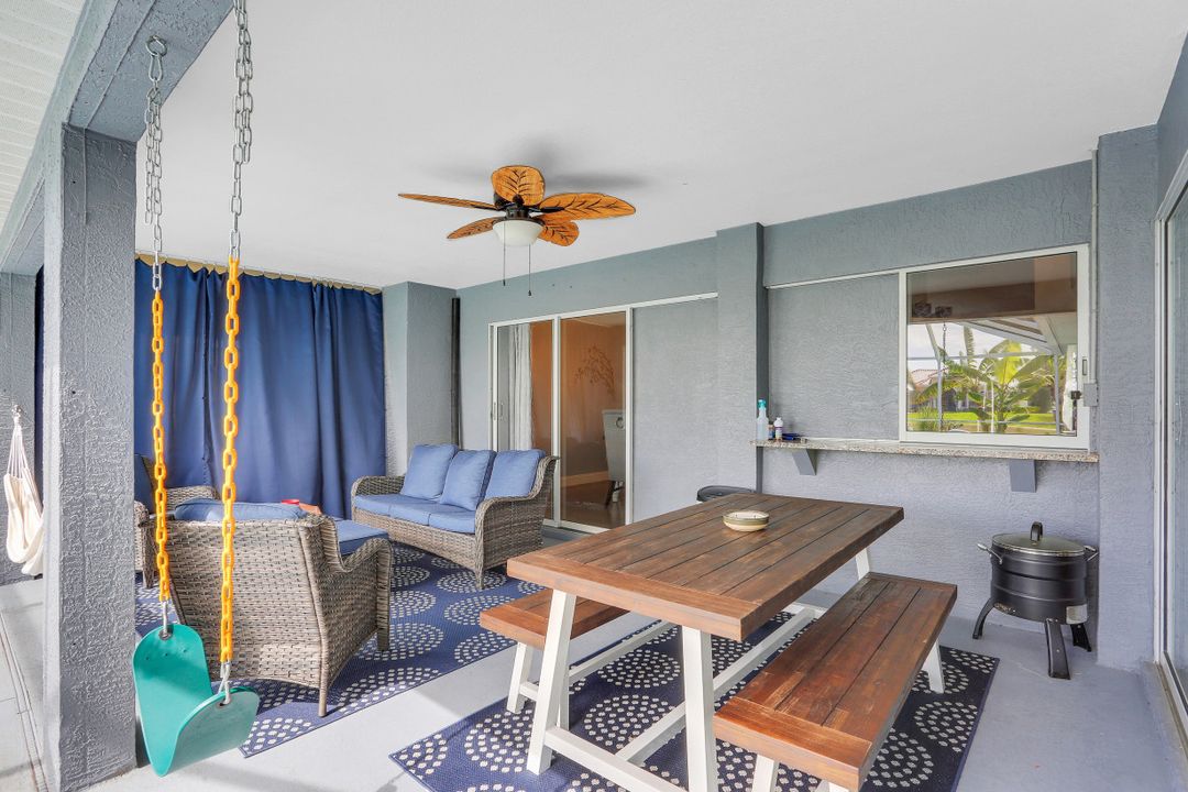 1021 NW 43rd Ave, Cape Coral, FL 33993