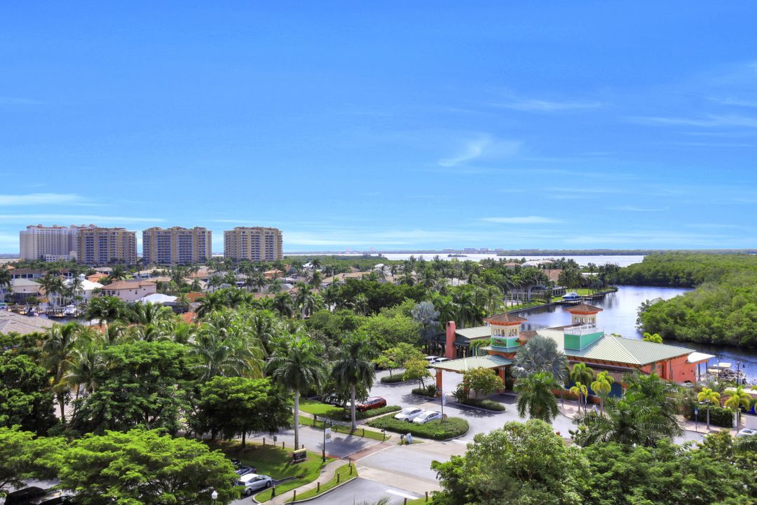 5793 Cape Harbour Dr #819, Cape Coral, FL 33914