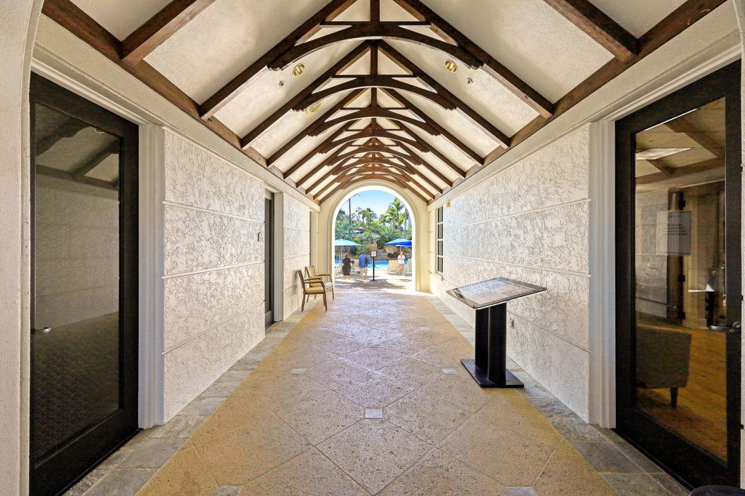 8591 Peppertree Way #205, Naples, FL 34114