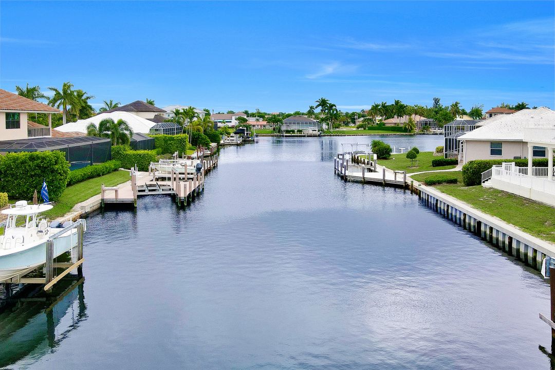 1642 Rainbow Ct, Marco Island, FL 34145