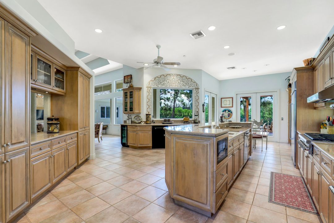27820 Riverwalk Way, Bonita Springs, FL 34134