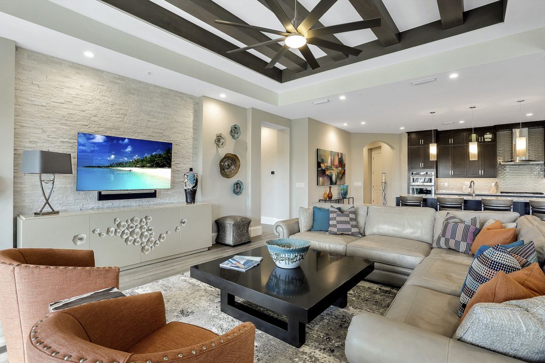 16358 Corsica Way #201, Naples, FL 34110