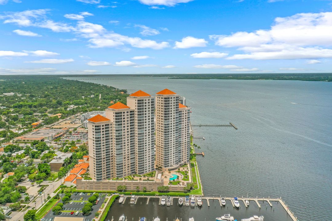 2090 W First St #808, Fort Myers, FL 33901