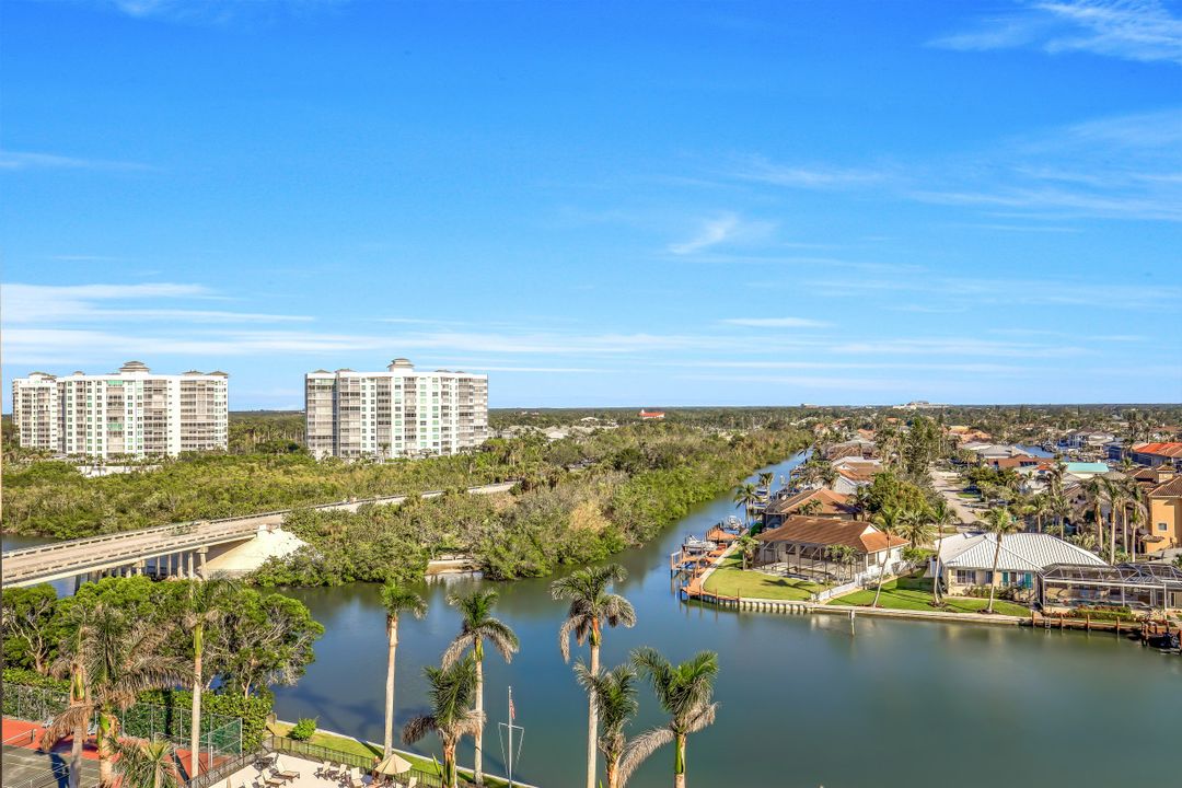 11116 Gulf Shore Dr #904, Naples, FL 34108