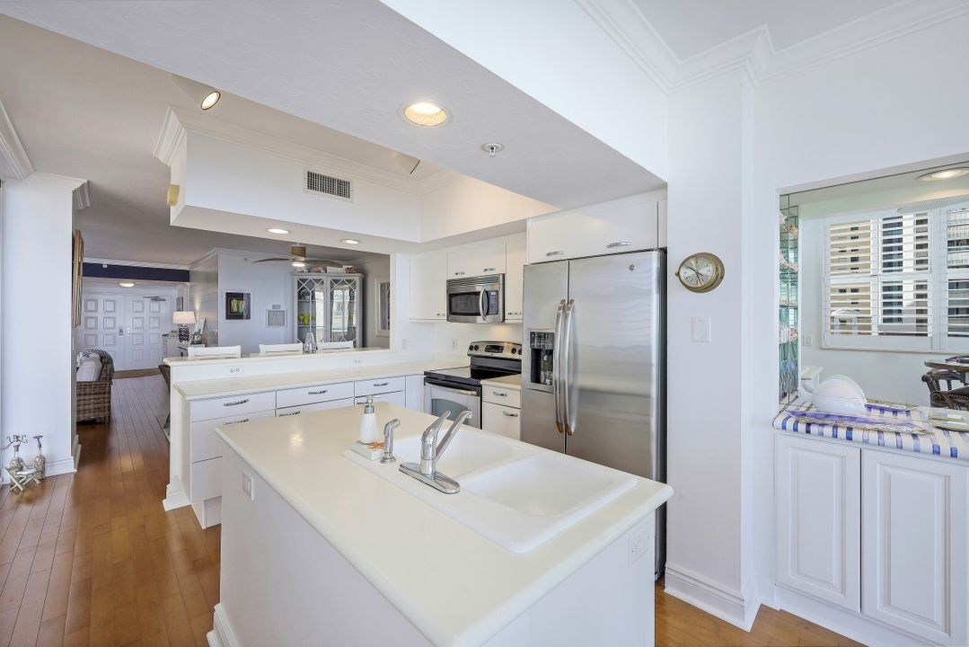 980 Cape Marco Dr  #805, Marco Island, FL 34145