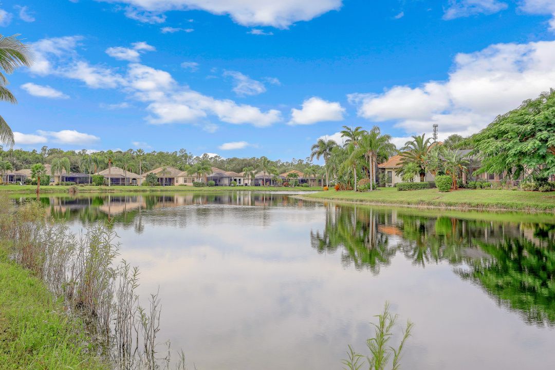10801 Longshore Way E, Naples, FL 34119