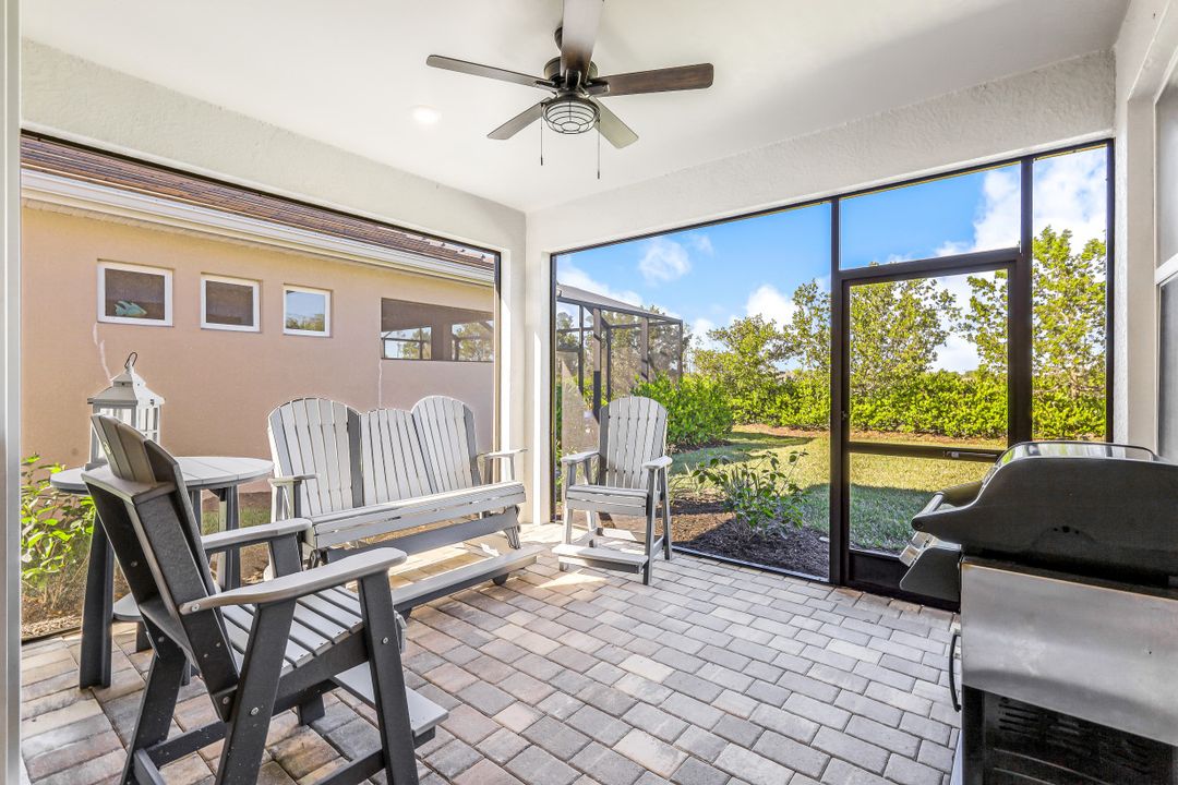 28049 Seasons Tide Ave, Bonita Springs, FL 34135