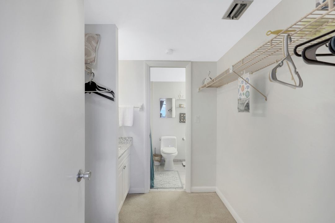 5 Bluebill Ave #810, Naples, FL 34108