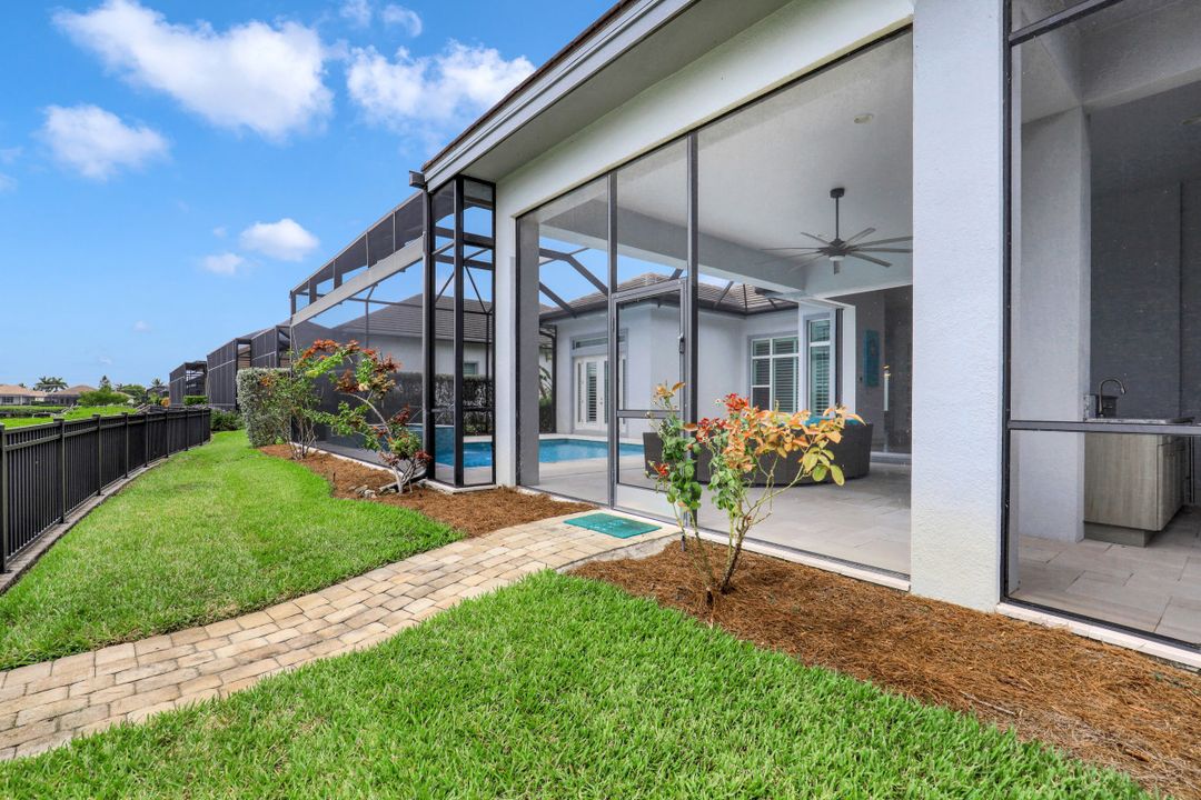 17214 Hidden Estates Cir, Fort Myers, FL 33908