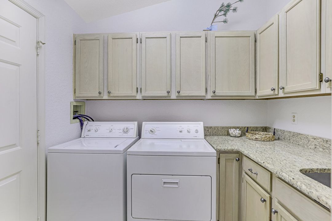 12777 Maiden Cane Ln, Bonita Springs, FL 34135