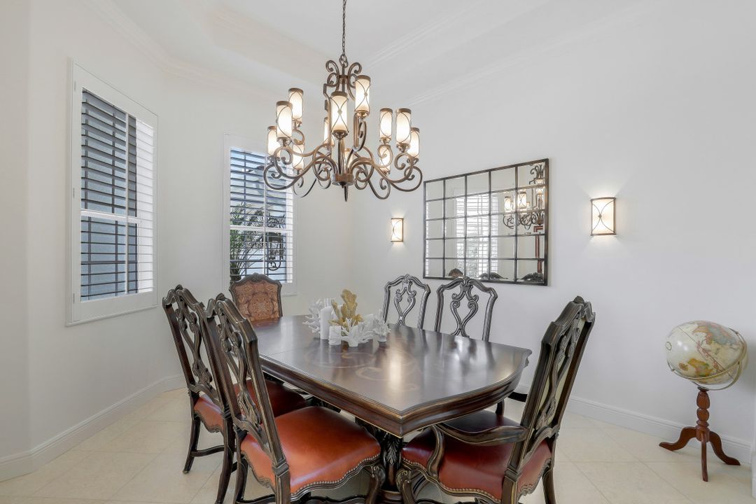 5666 Sago Ct, Naples, FL 34119