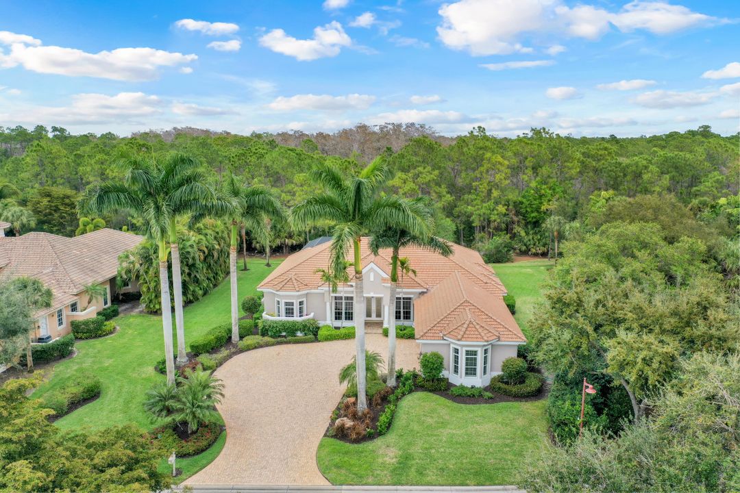 9321 Lakebend Preserve Ct, Bonita Springs, FL 34135