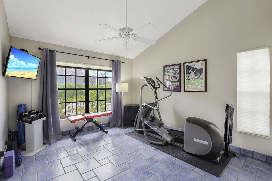 631 Lewis Ct, Marco Island, FL 34145