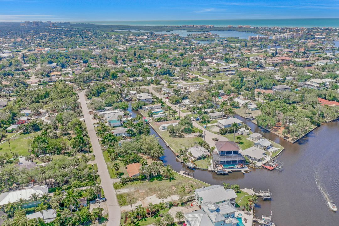 27547 Big Bend Rd, Bonita Springs, FL 34134