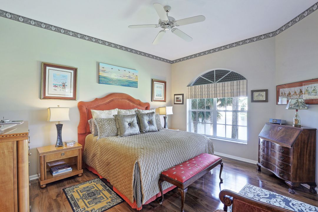 8459 Abbington Cir #9-922, Naples, FL 34108