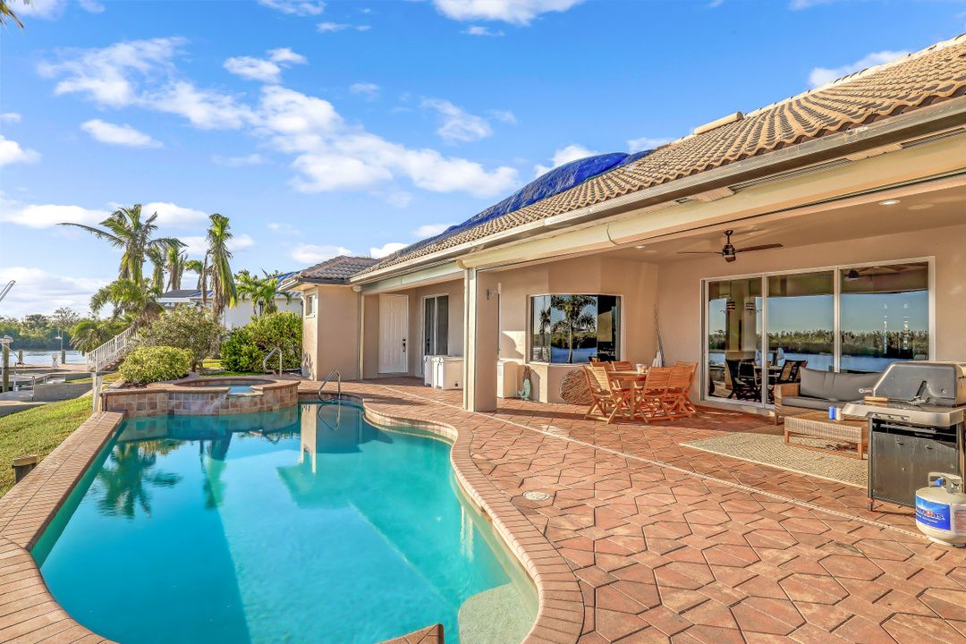 4234 NW 10th St, Cape Coral, FL 33993