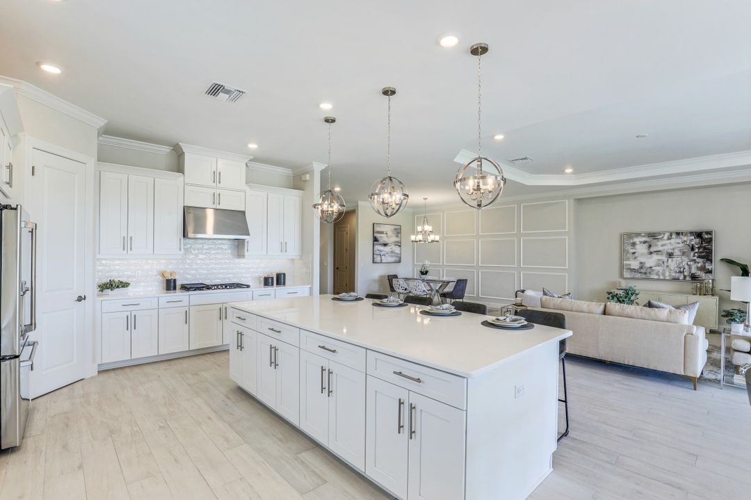 17497 Aquila Ct, Fort Myers, FL 33913