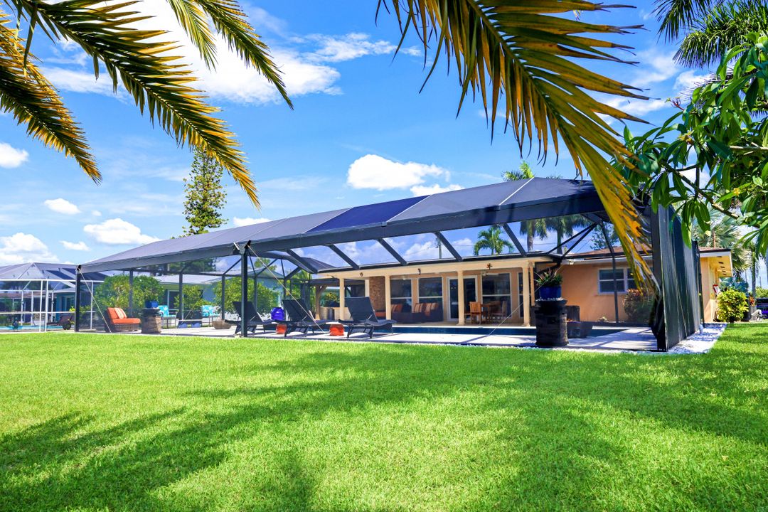 1205 SE 43rd Terrace, Cape Coral, FL 33904