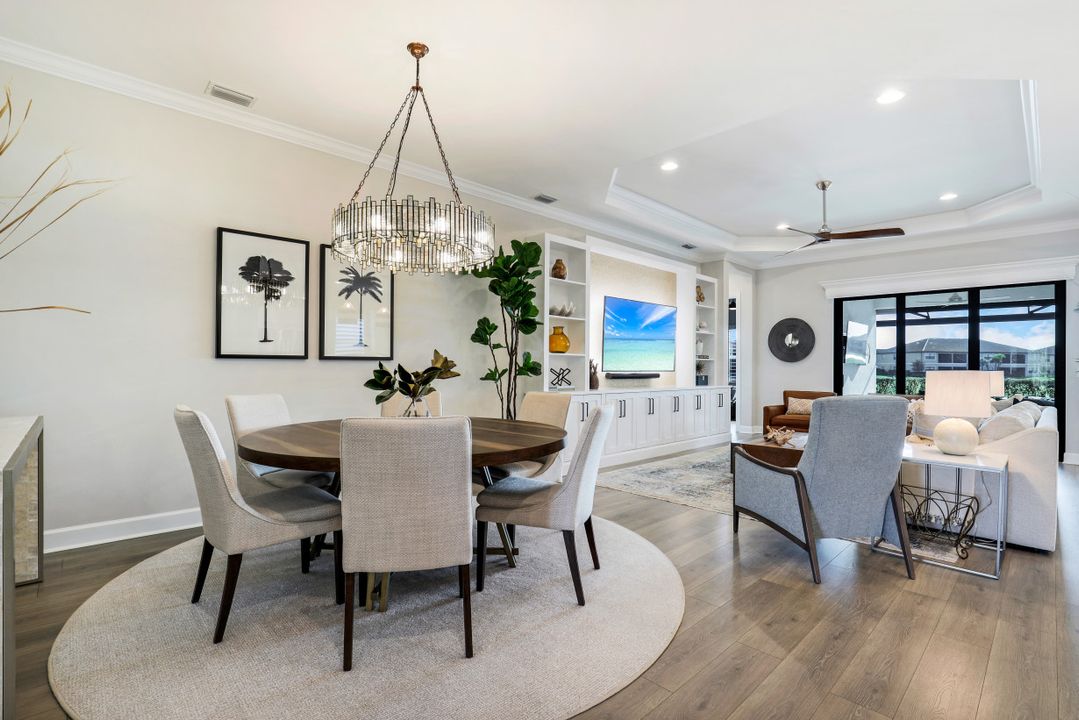 9496 Montelanico Loop, Naples, FL 34119