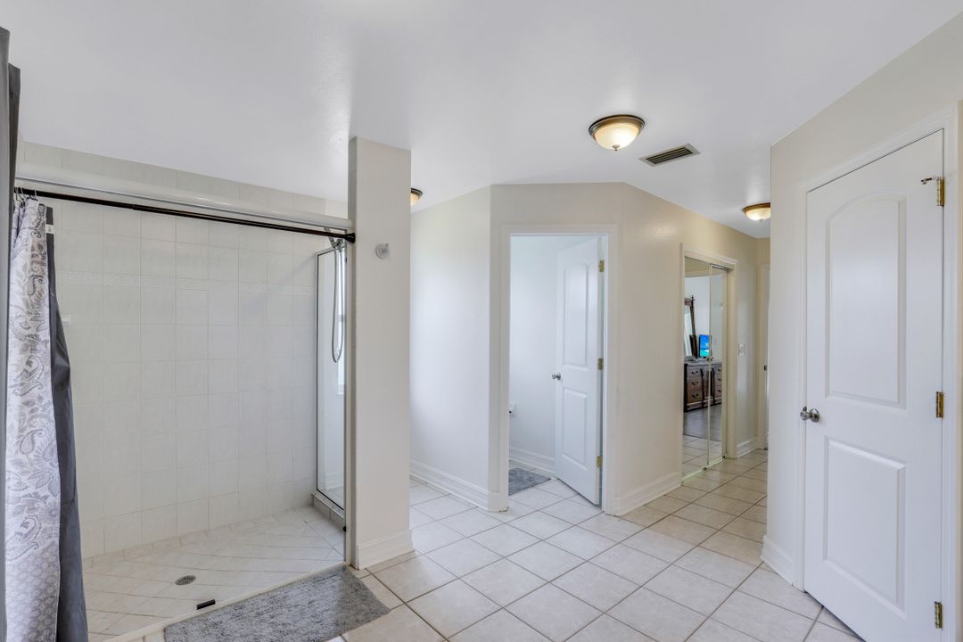 3332 SE 22nd Pl, Cape Coral, FL 33904