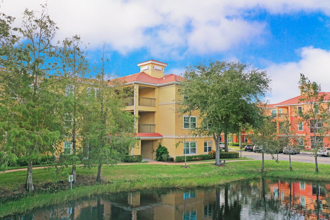 23600 Walden Center Dr #203, Bonita Springs, FL 34134