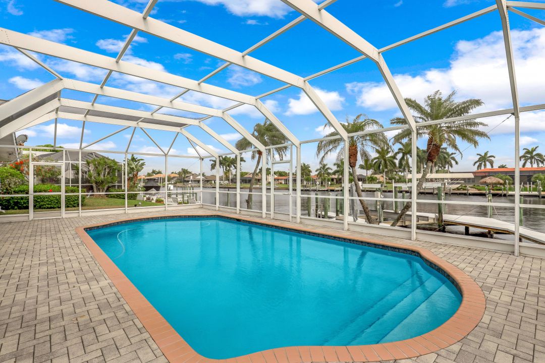 1923 SE 36th Terrace, Cape Coral, FL 33904