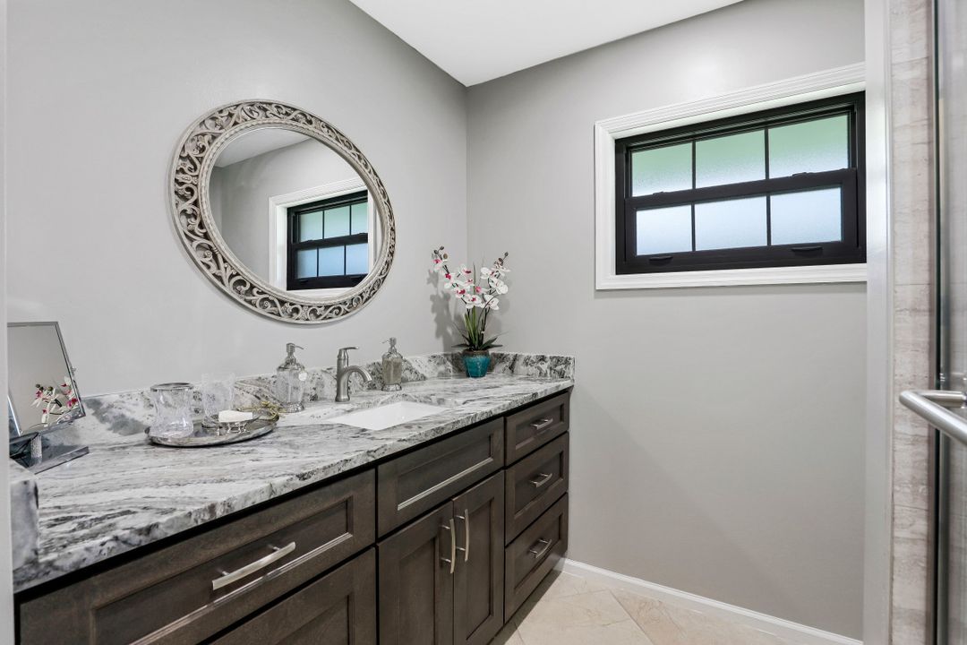 4408 SE 12th Ave, Cape Coral, FL 33904