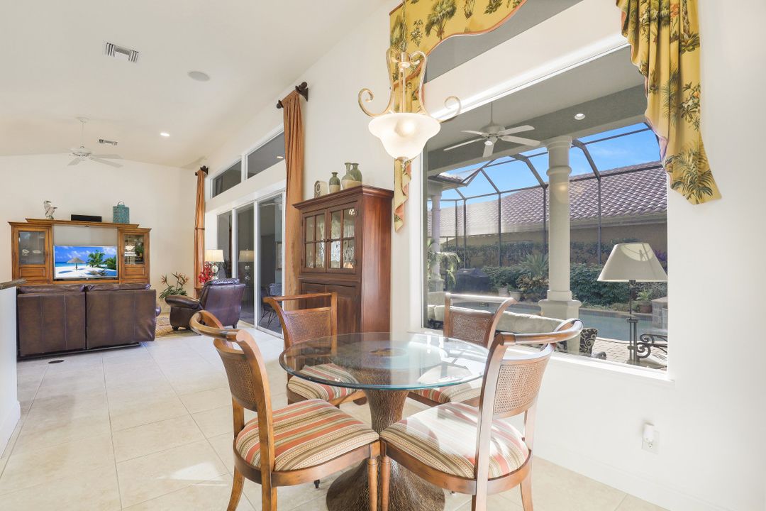 3133 Terramar Dr, Naples, FL 34119