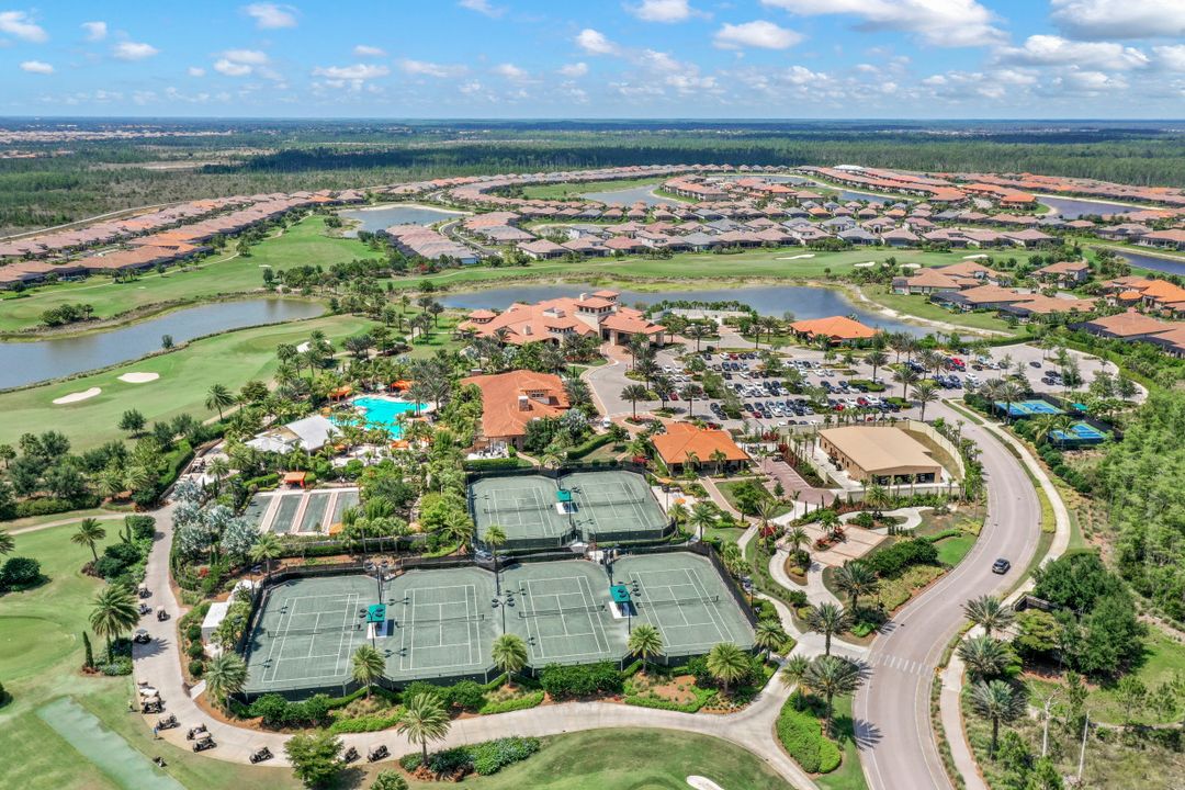 9123 Trivoli Terrace, Naples, FL 34119