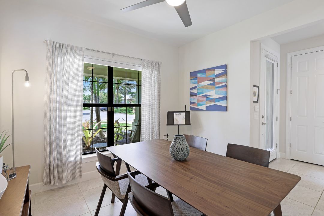 16083 Camden Lakes Cir, Naples, FL 34110