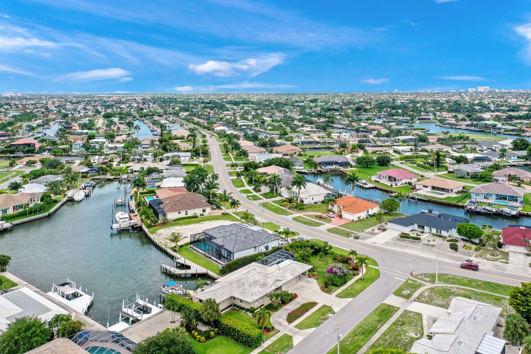 1201 Laurel Ct, Marco Island, FL 34145