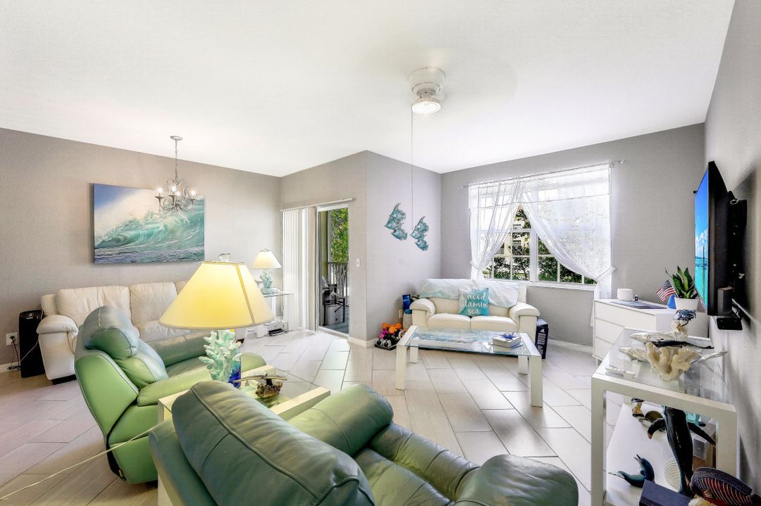 4635 St Croix Ln #1222, Naples, FL 34109