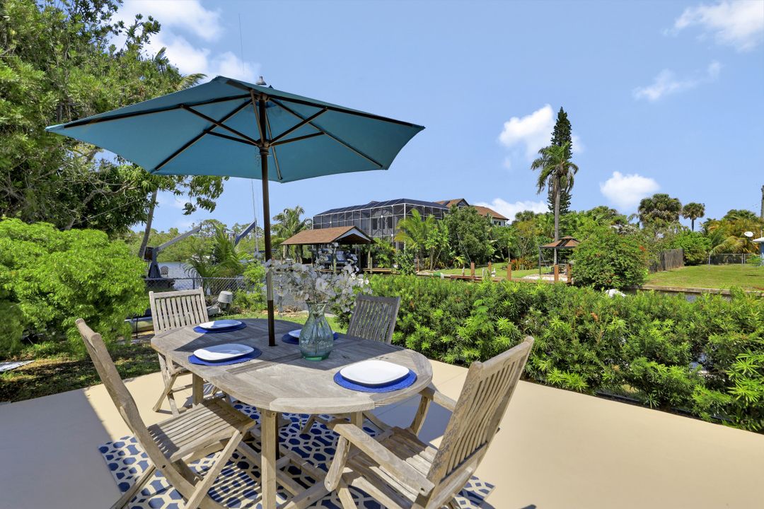 1765 Harbor Ln, Naples, FL 34104