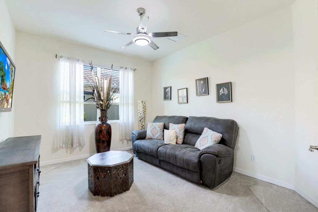 1839 Alameda Dr, Naples, FL 34120