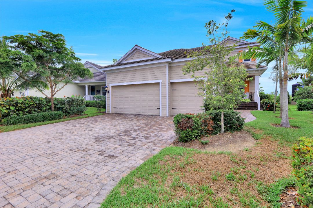 8584 Big Mangrove Dr, Fort Myers, FL 33908