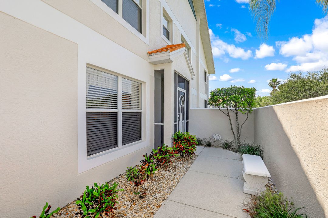 5015 Cedar Springs Dr #104, Naples, FL 34110