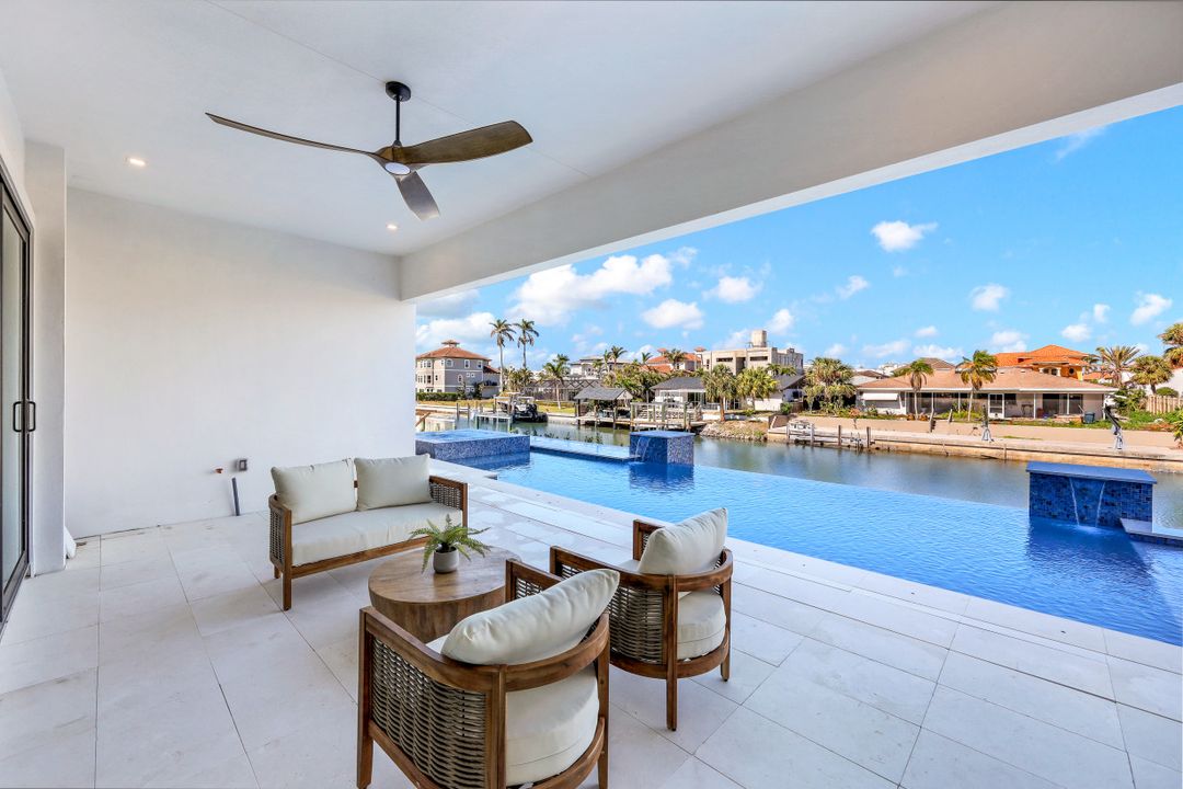 469 Germain Ave, Naples, FL 34108