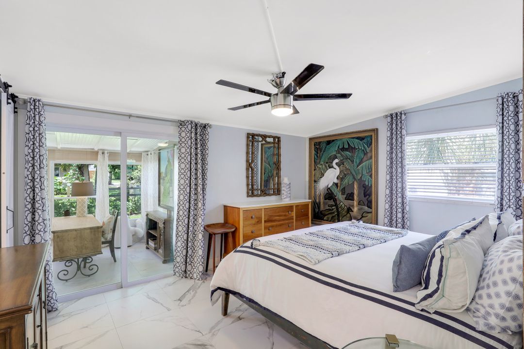 2070 Holiday Ln, Naples, FL 34104