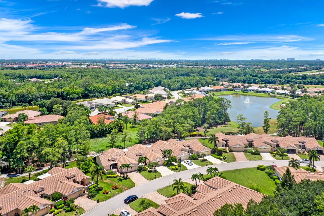 12807 Maiden Cane Ln, Bonita Springs, FL 34135