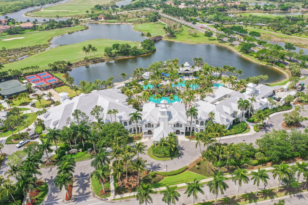 3053 Aviamar Cir #203, Naples, FL 34114