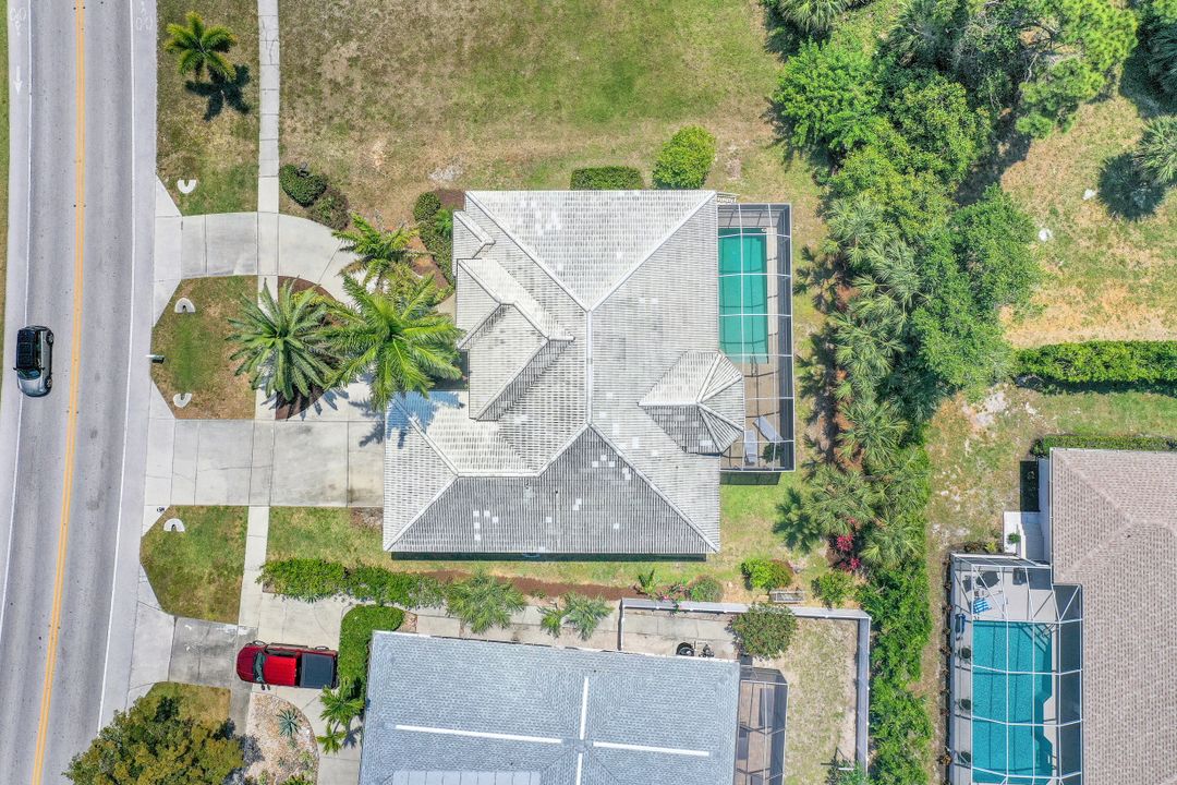 578 N Barfield Dr, Marco Island, FL 34145