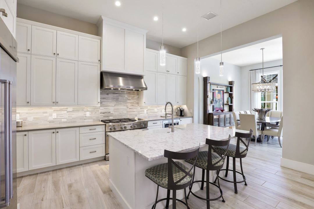 3244 Tavolara Ln, Naples, FL 34114